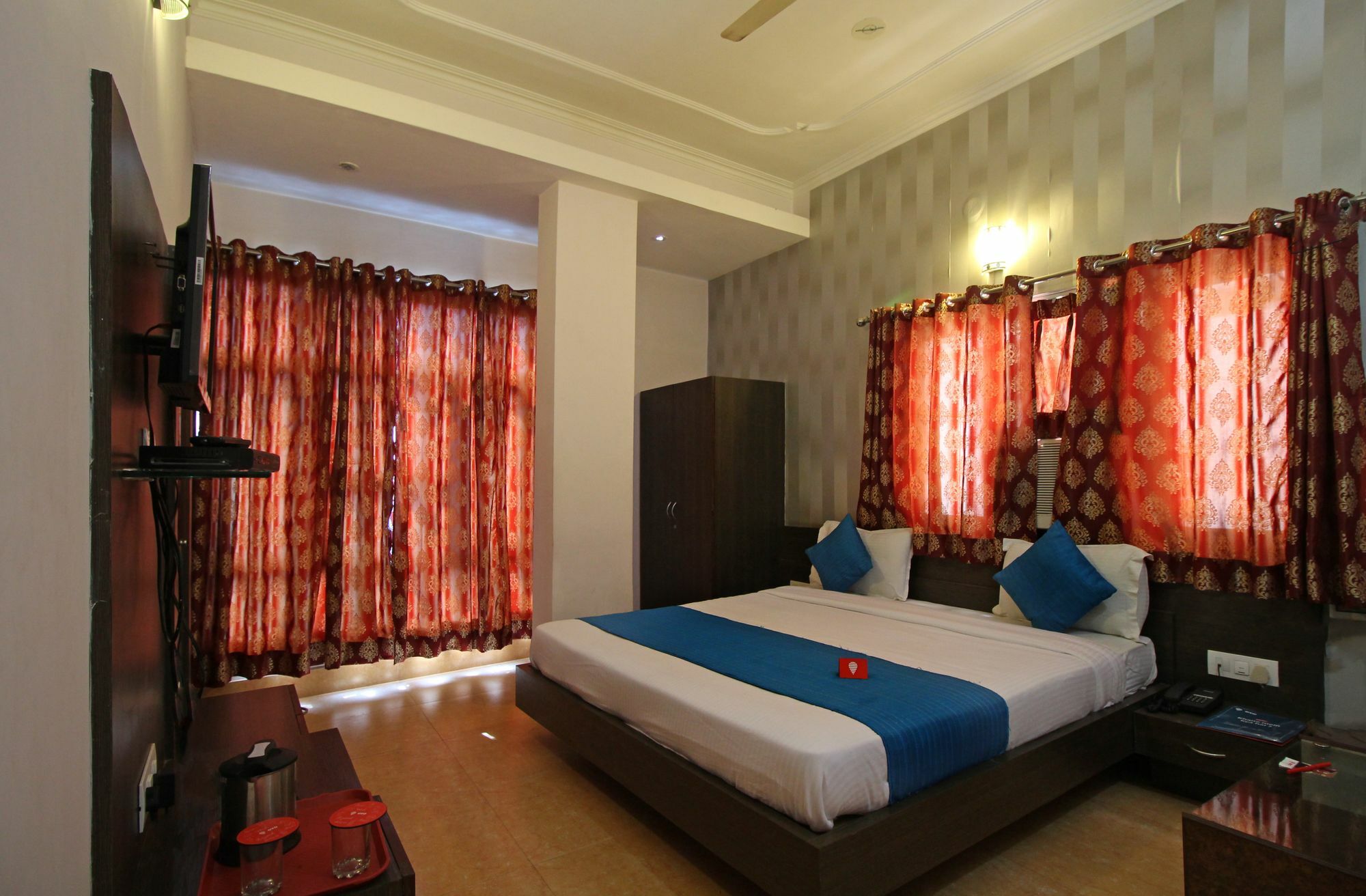 Oyo 4398 Hotel Rajat Grand 瓦拉纳西 外观 照片