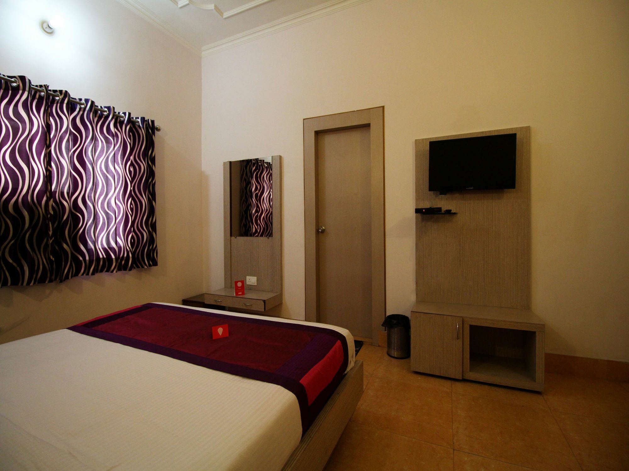 Oyo 4398 Hotel Rajat Grand 瓦拉纳西 外观 照片